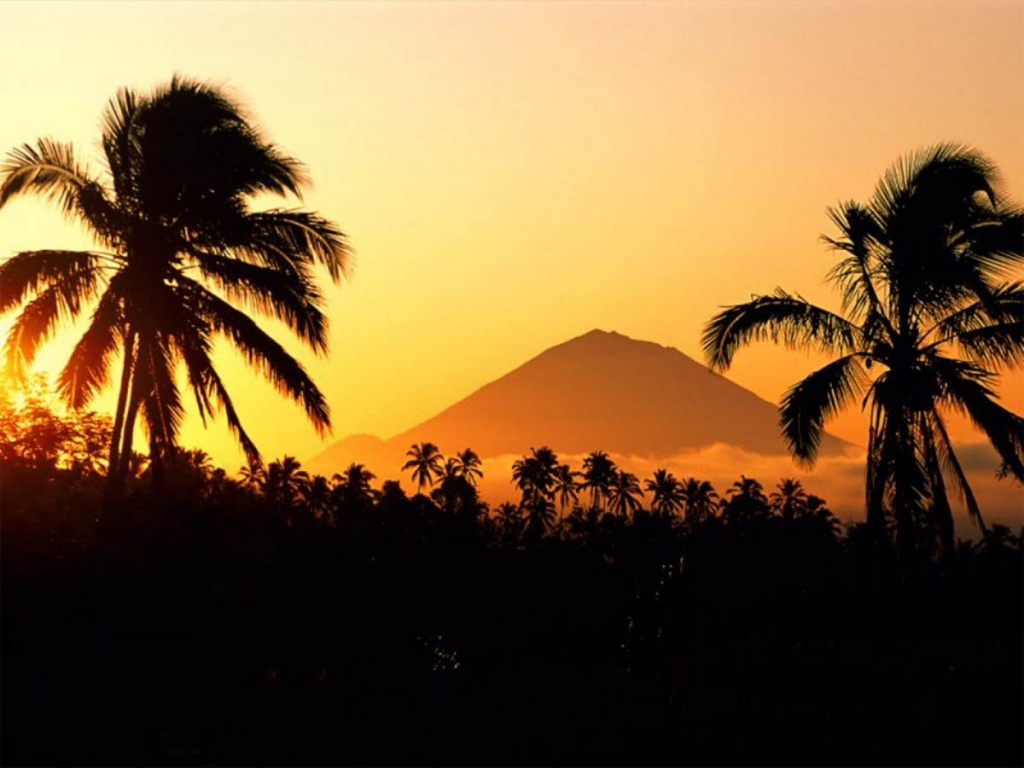 вулкан-Gunung-Agung-Бали.jpg
